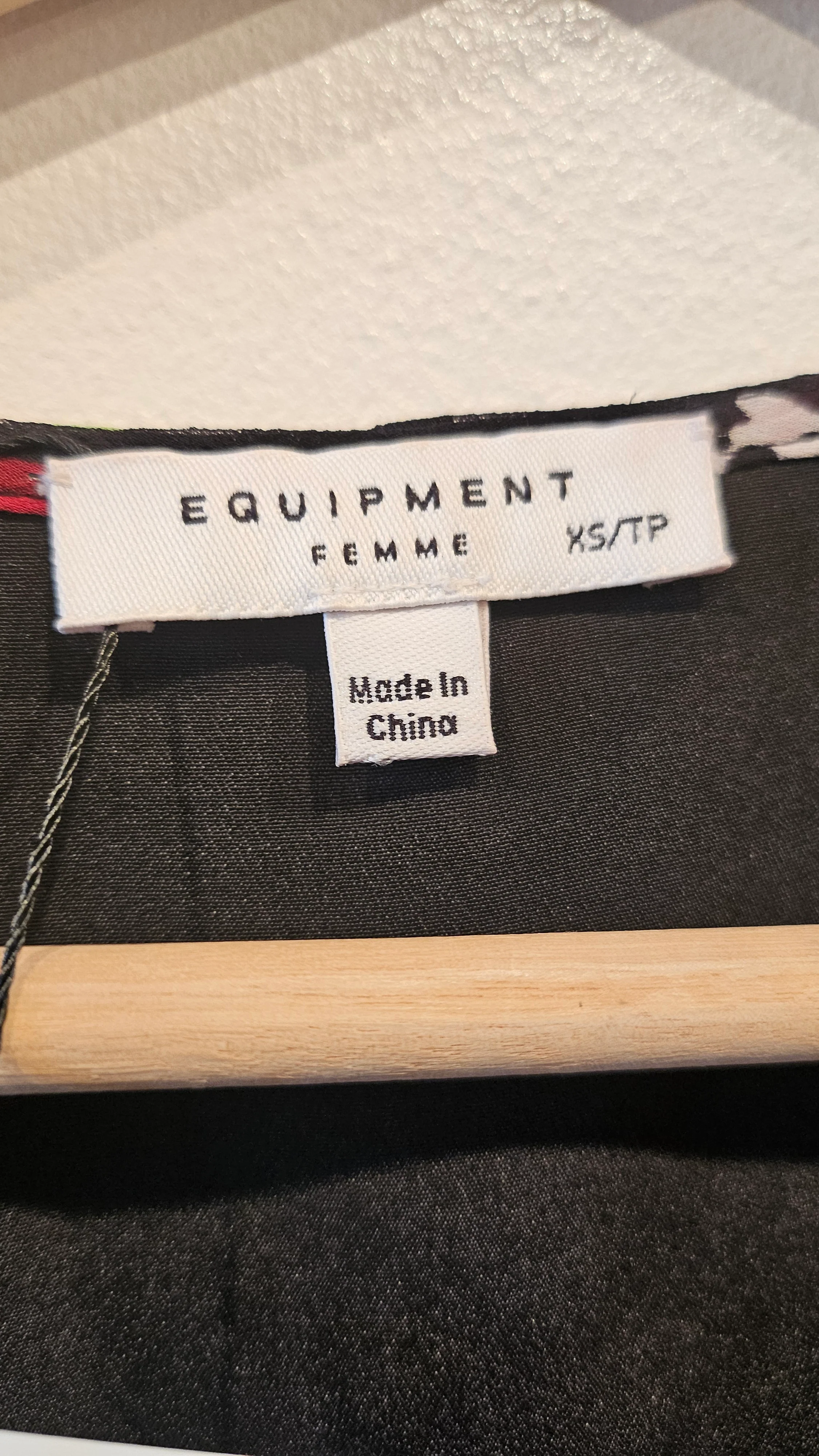 Robe Equipment - Image 3