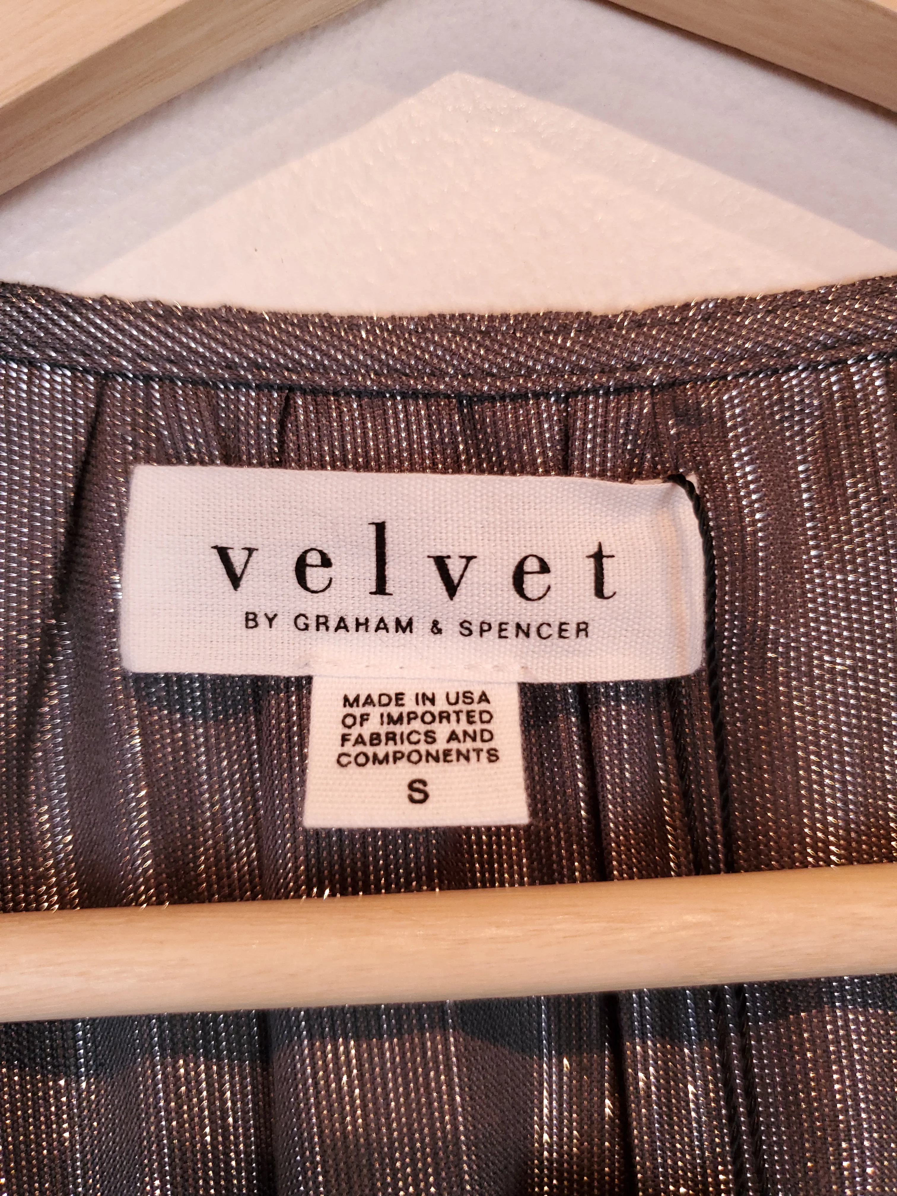 Top Velvet by Graham & Spencer - Image 4