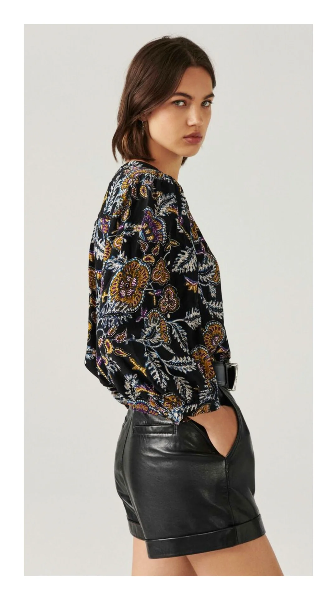 Blouse Bash - Image 2