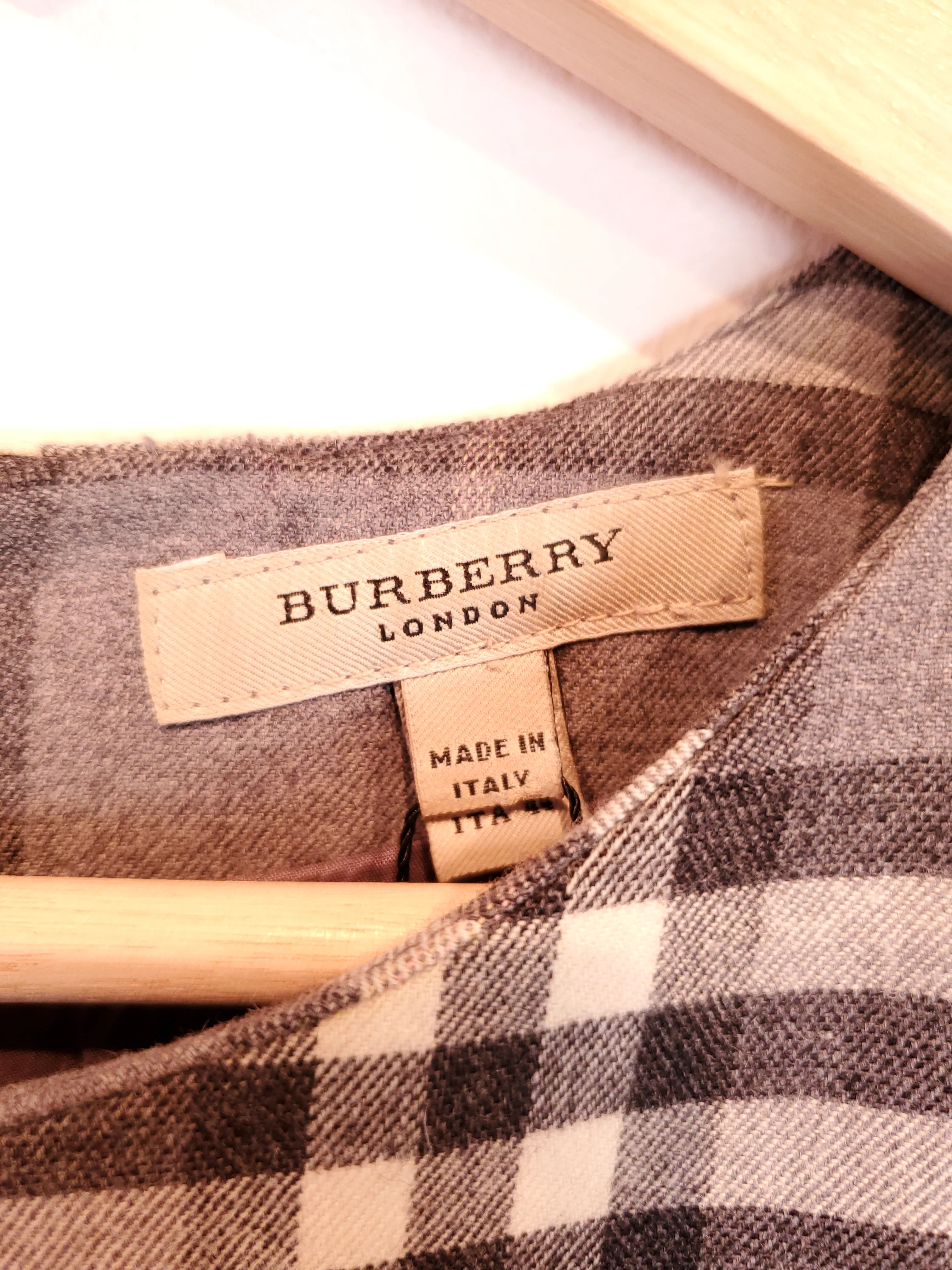 Robe Burberry - Image 3