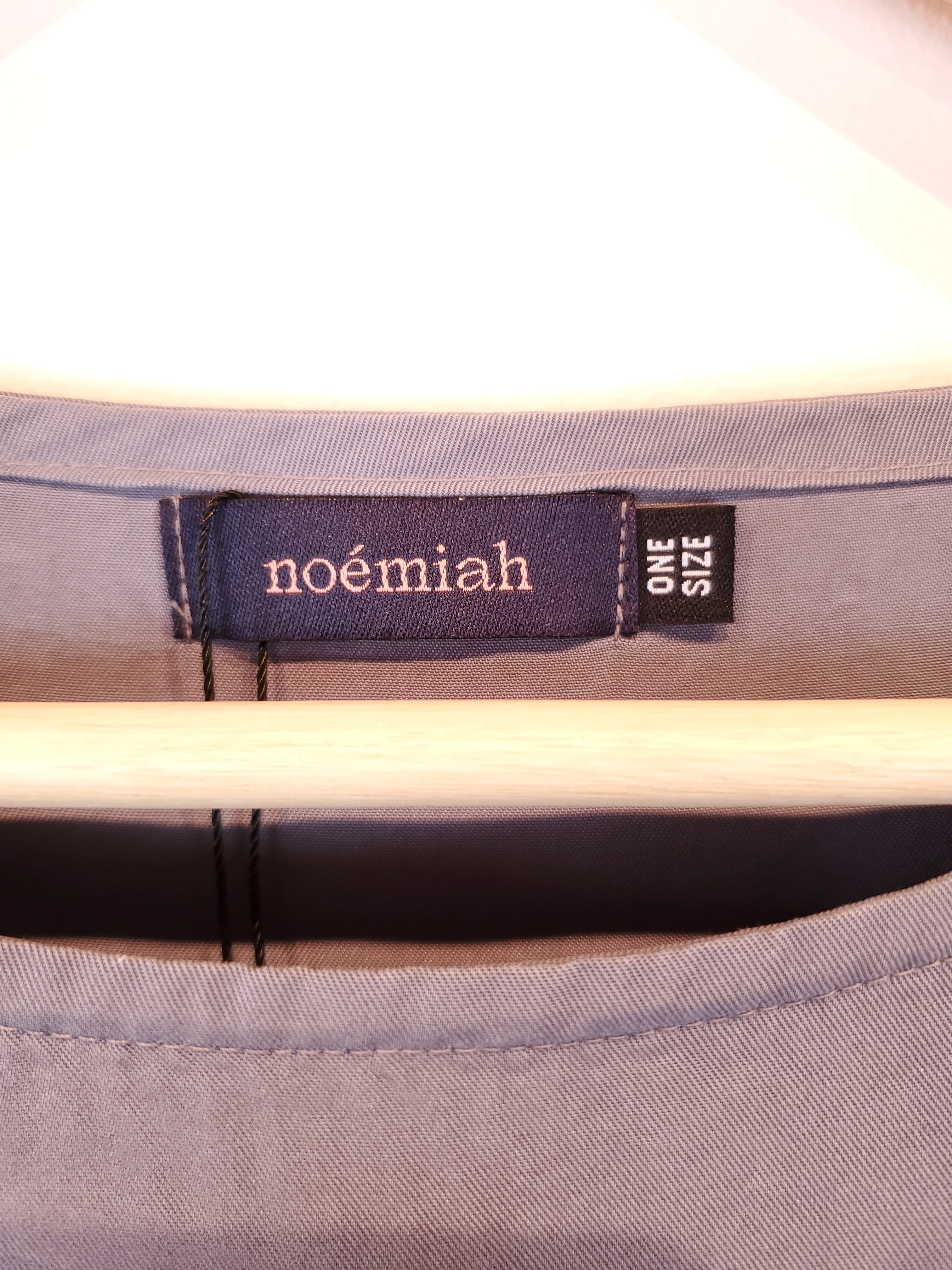 Robe Noemiah - Image 4