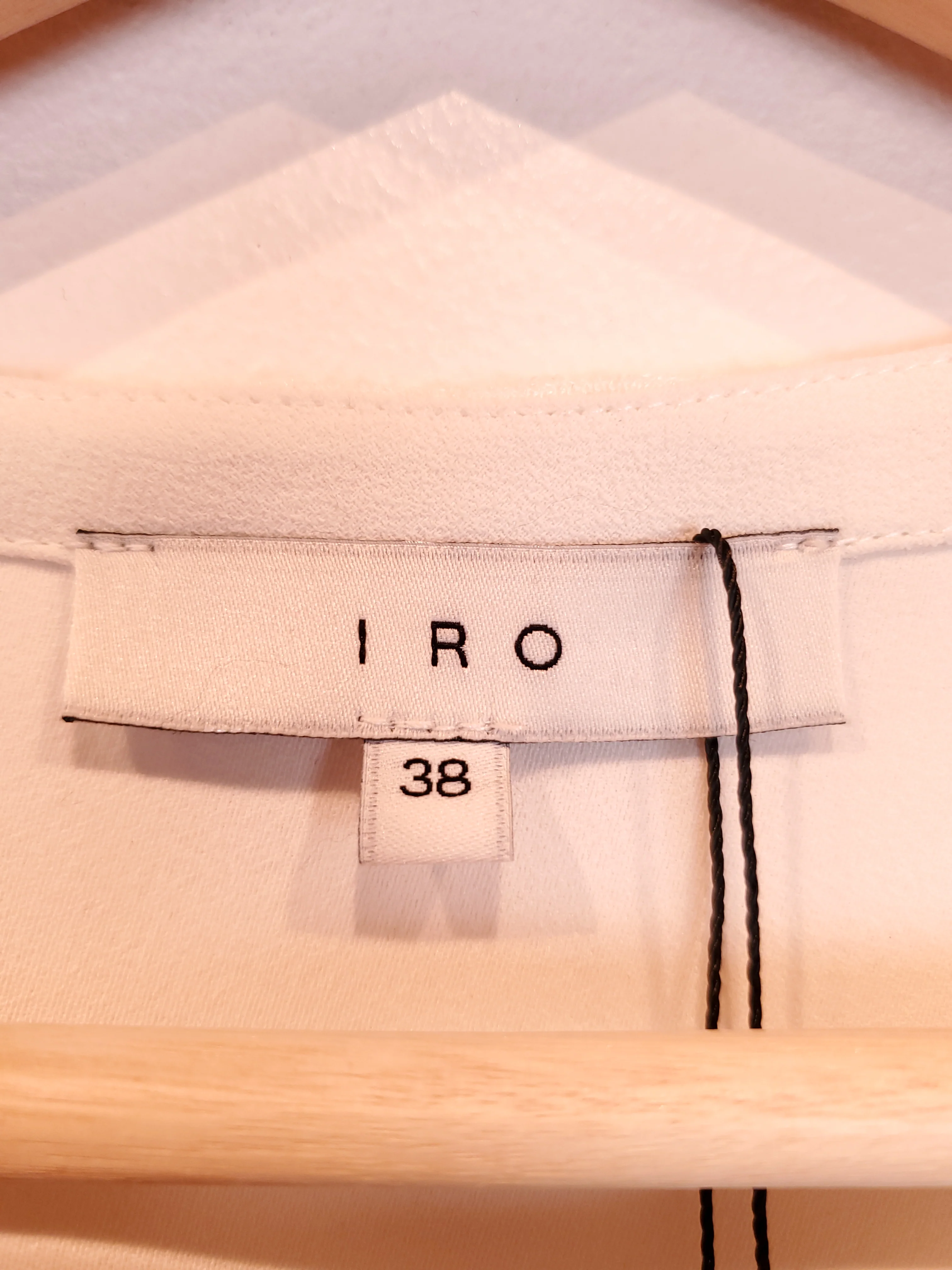 Robe Iro - Image 3