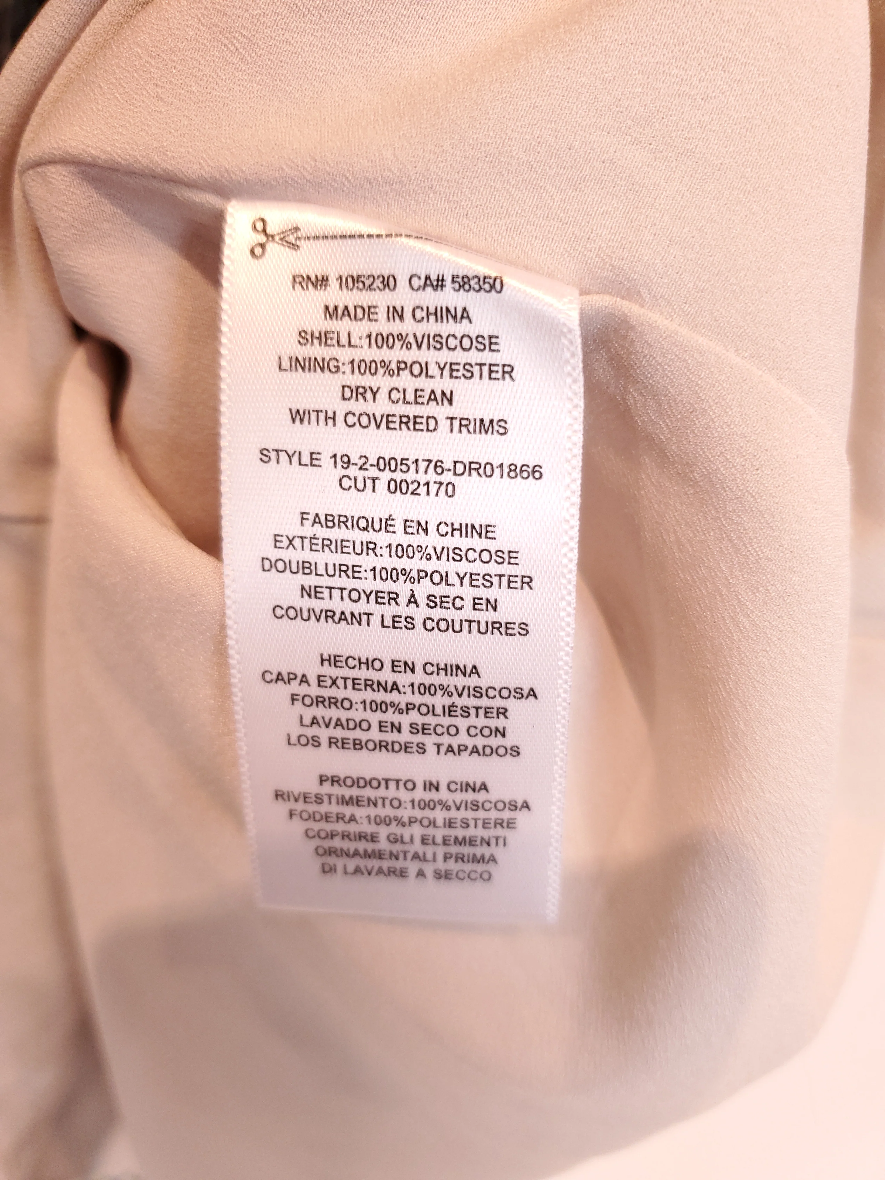 Robe Equipment - Image 5