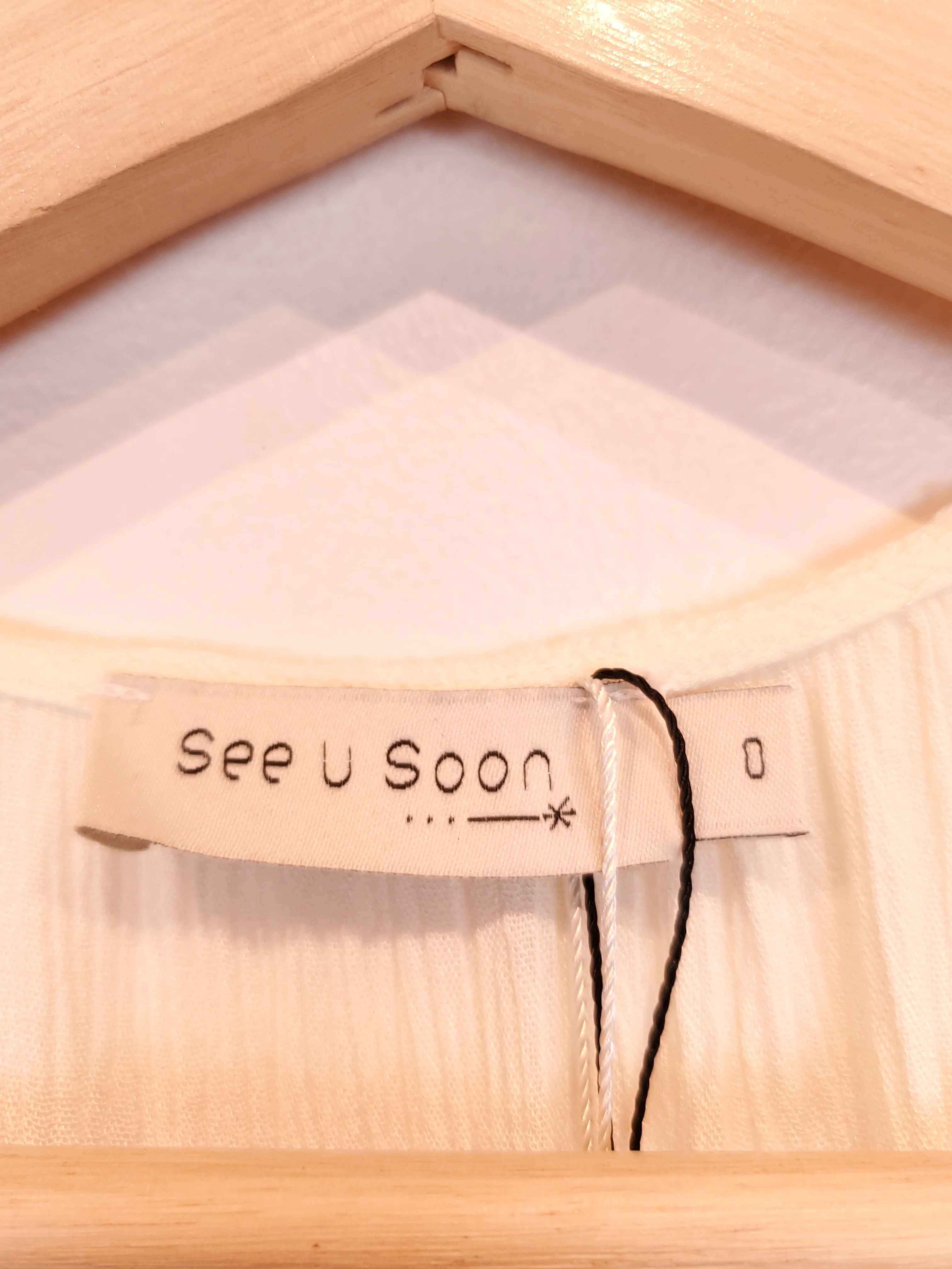 Top See U Soon - Image 4